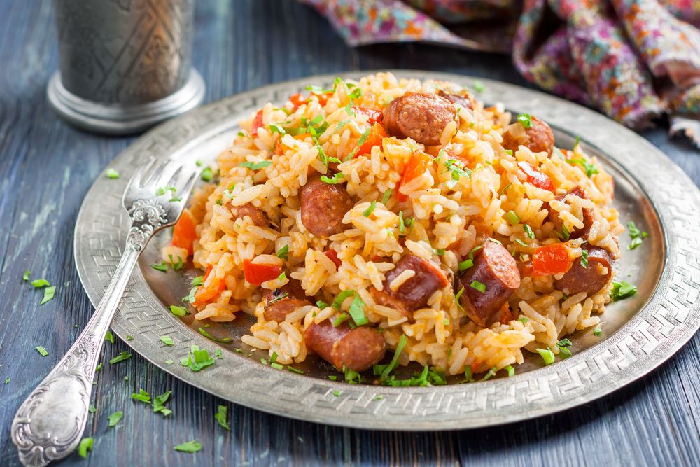 Arroz carreteiro com sobras de churrasco da Bianca