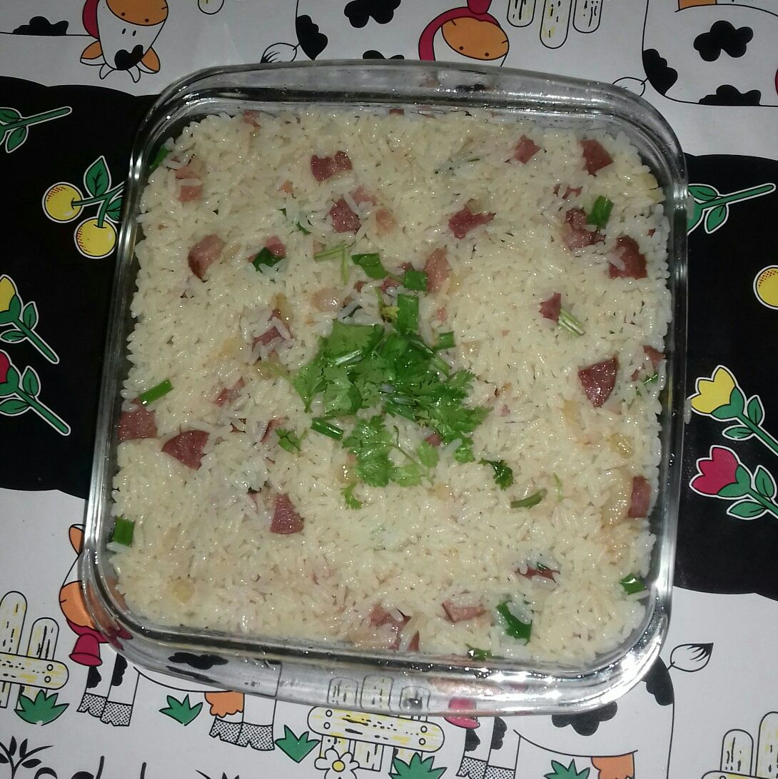 Arroz com milho e linguiça calabresa