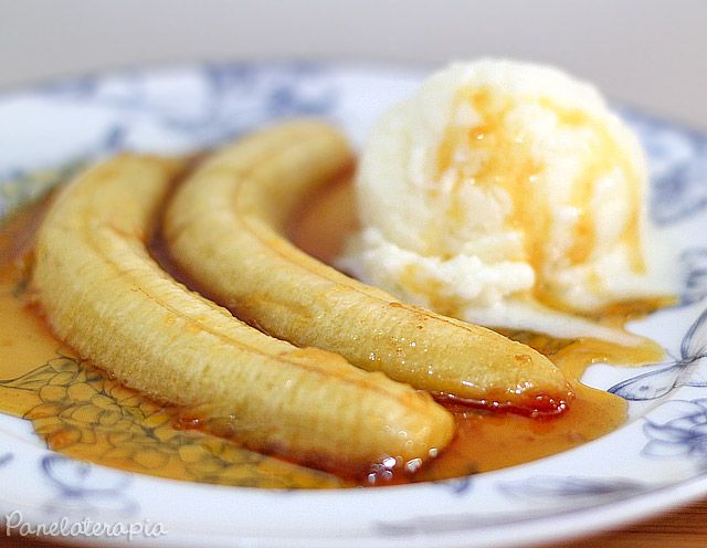 Banana caramelada com laranja