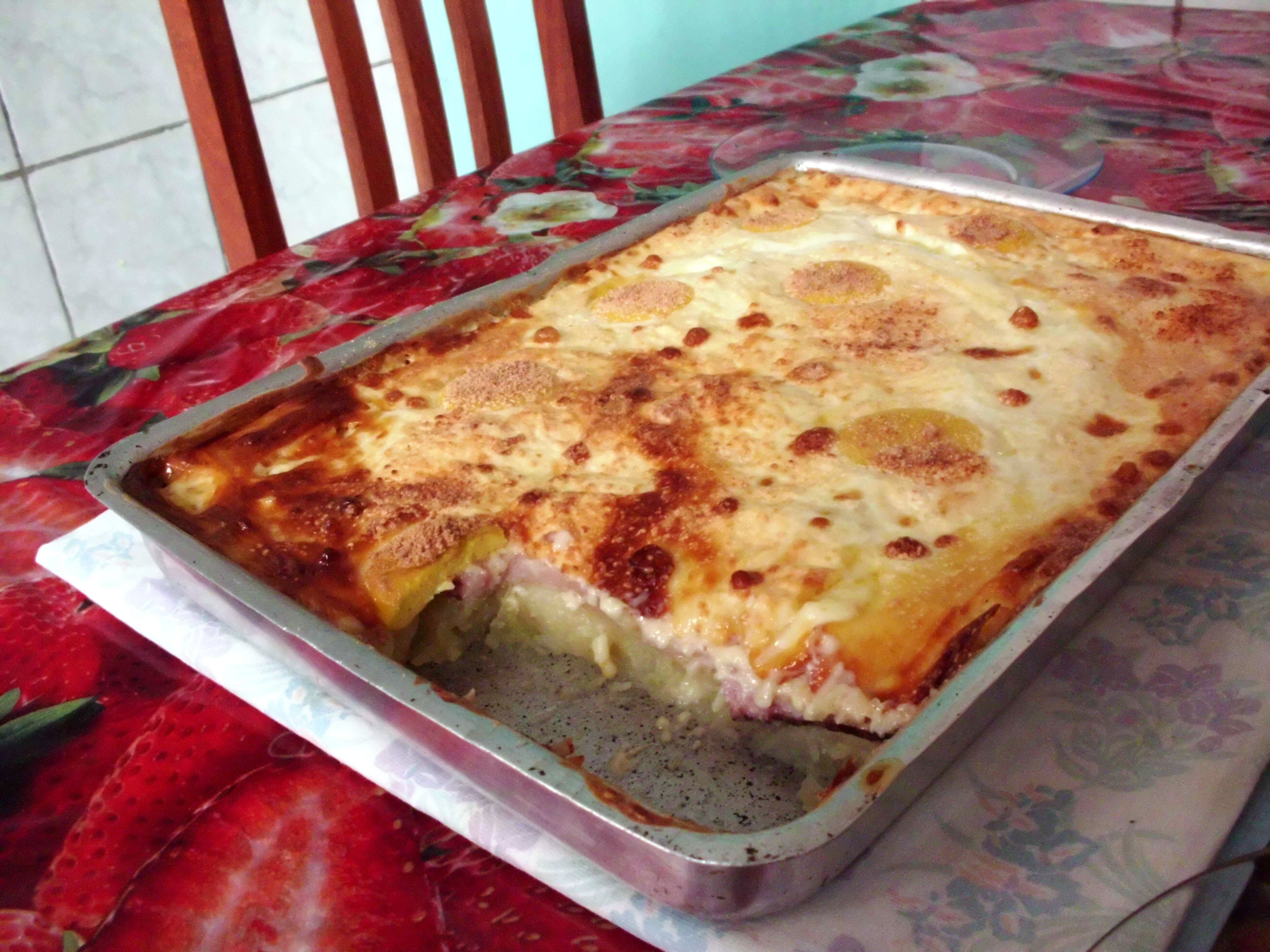 Batata com bacon e queijos de forno do Lino