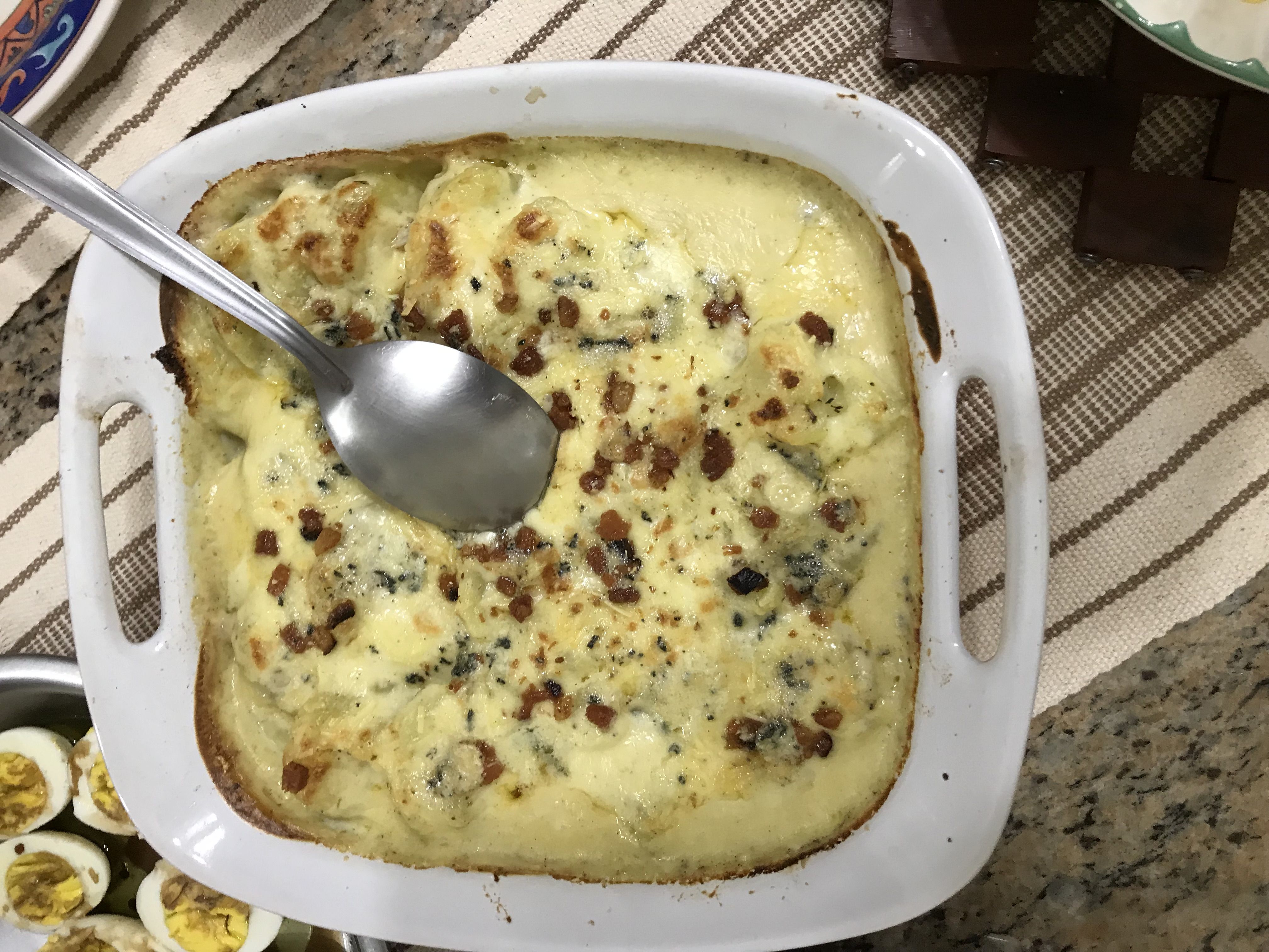 Batatas gratinadas à francesa