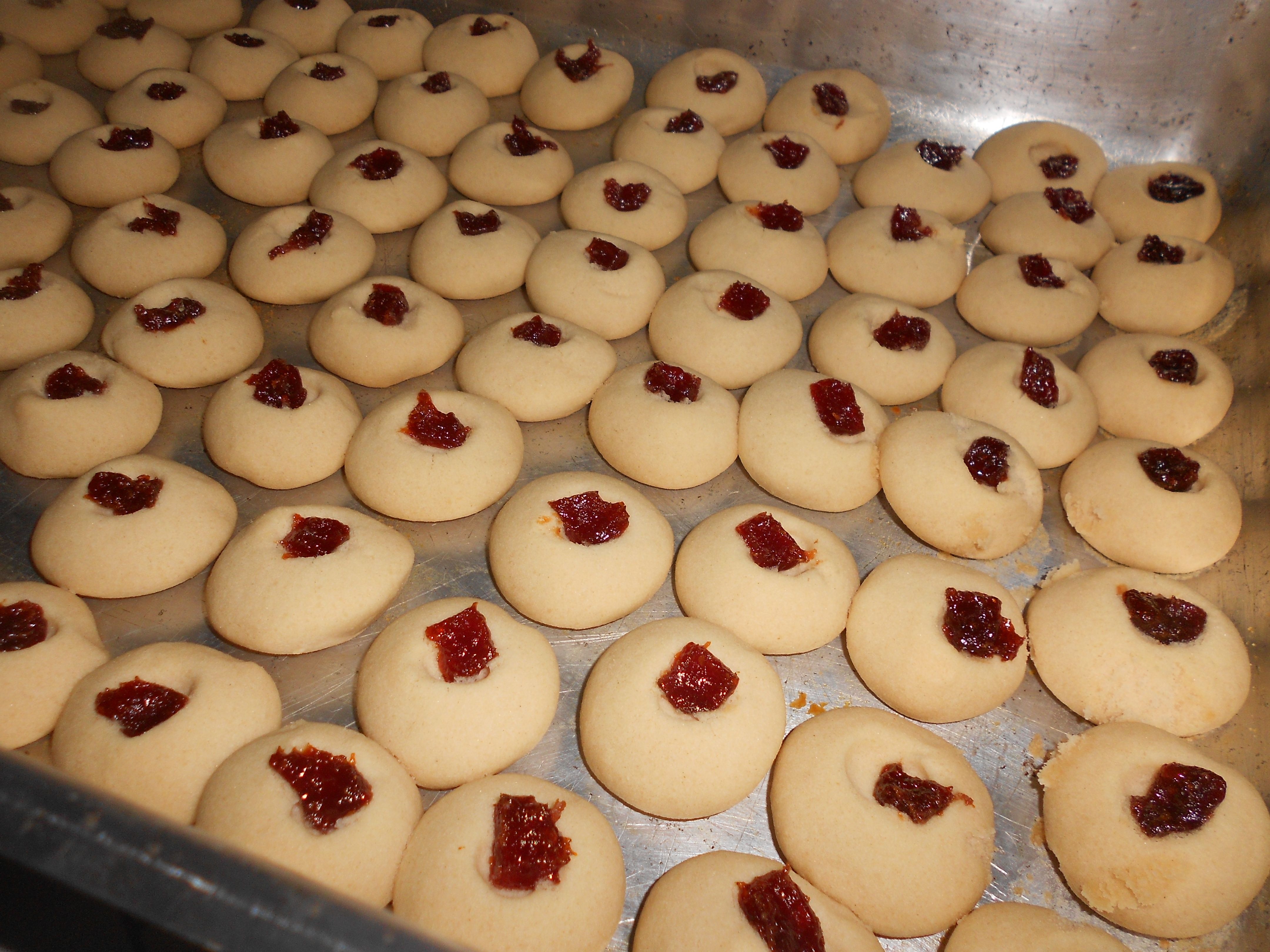 Bolachas amanteigadas com goiabada