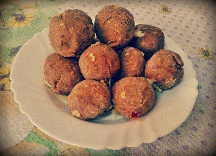 Bolinhas de carne recheadas