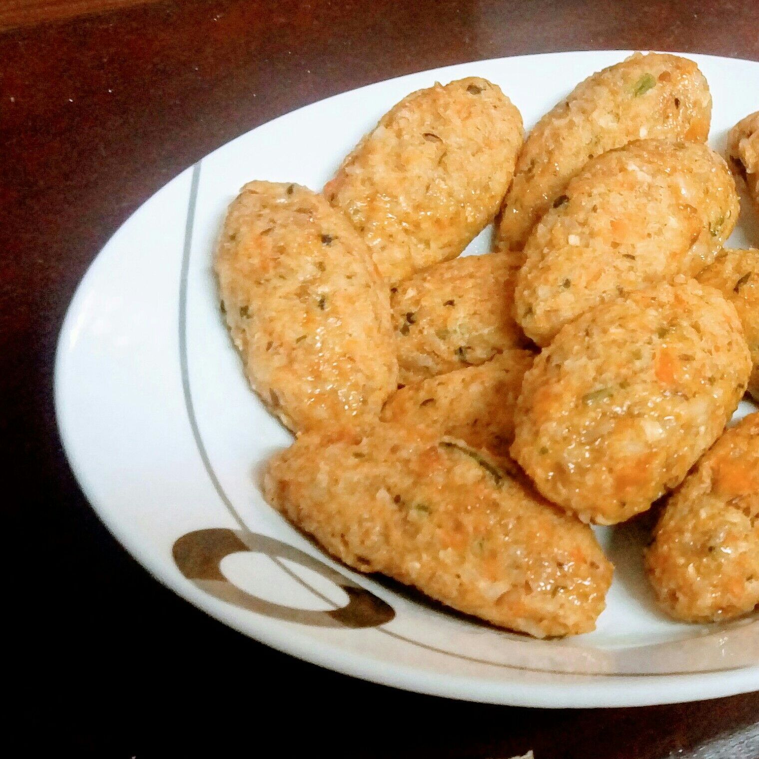 Bolinho assado de arroz com cenoura