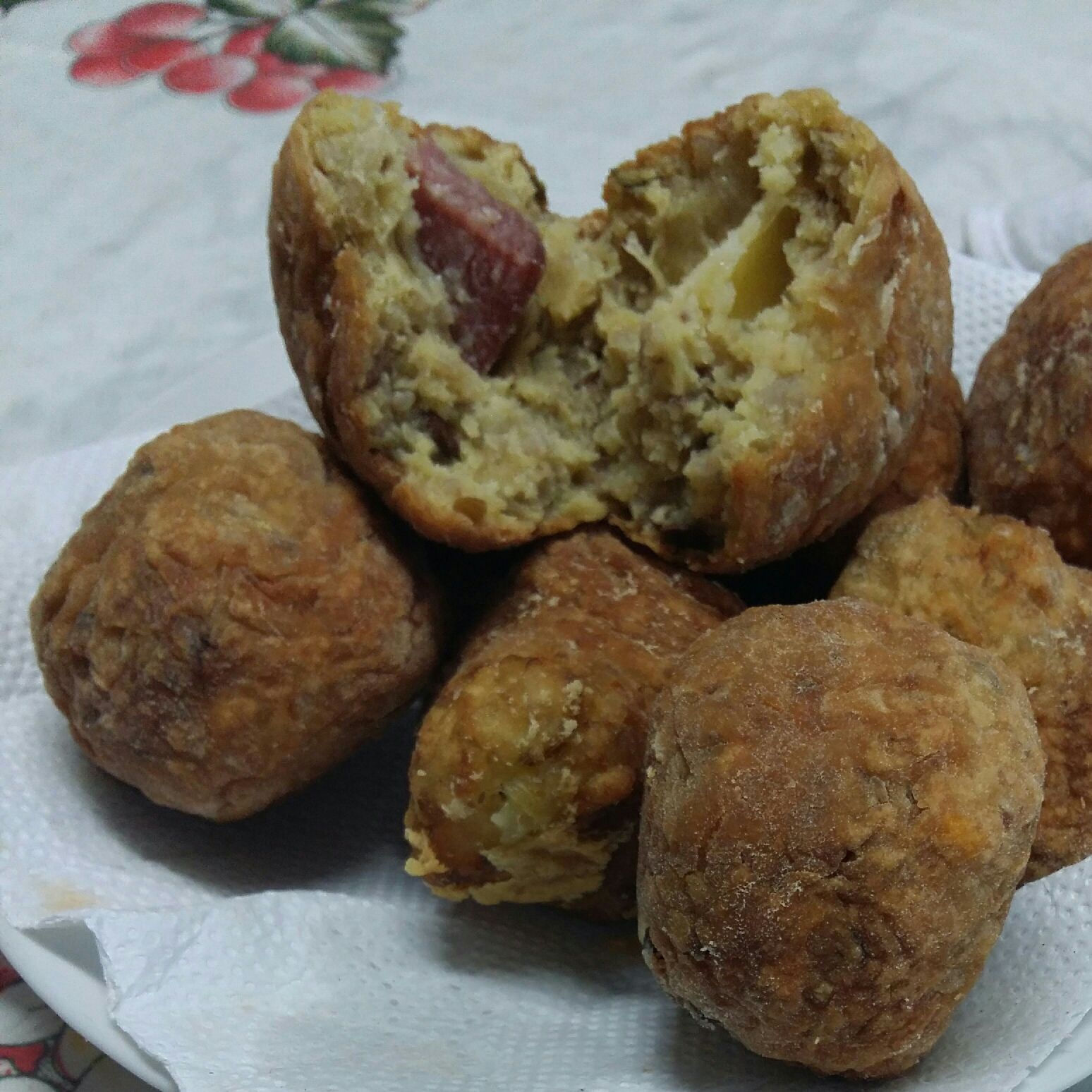 Bolinho de arroz integral recheado