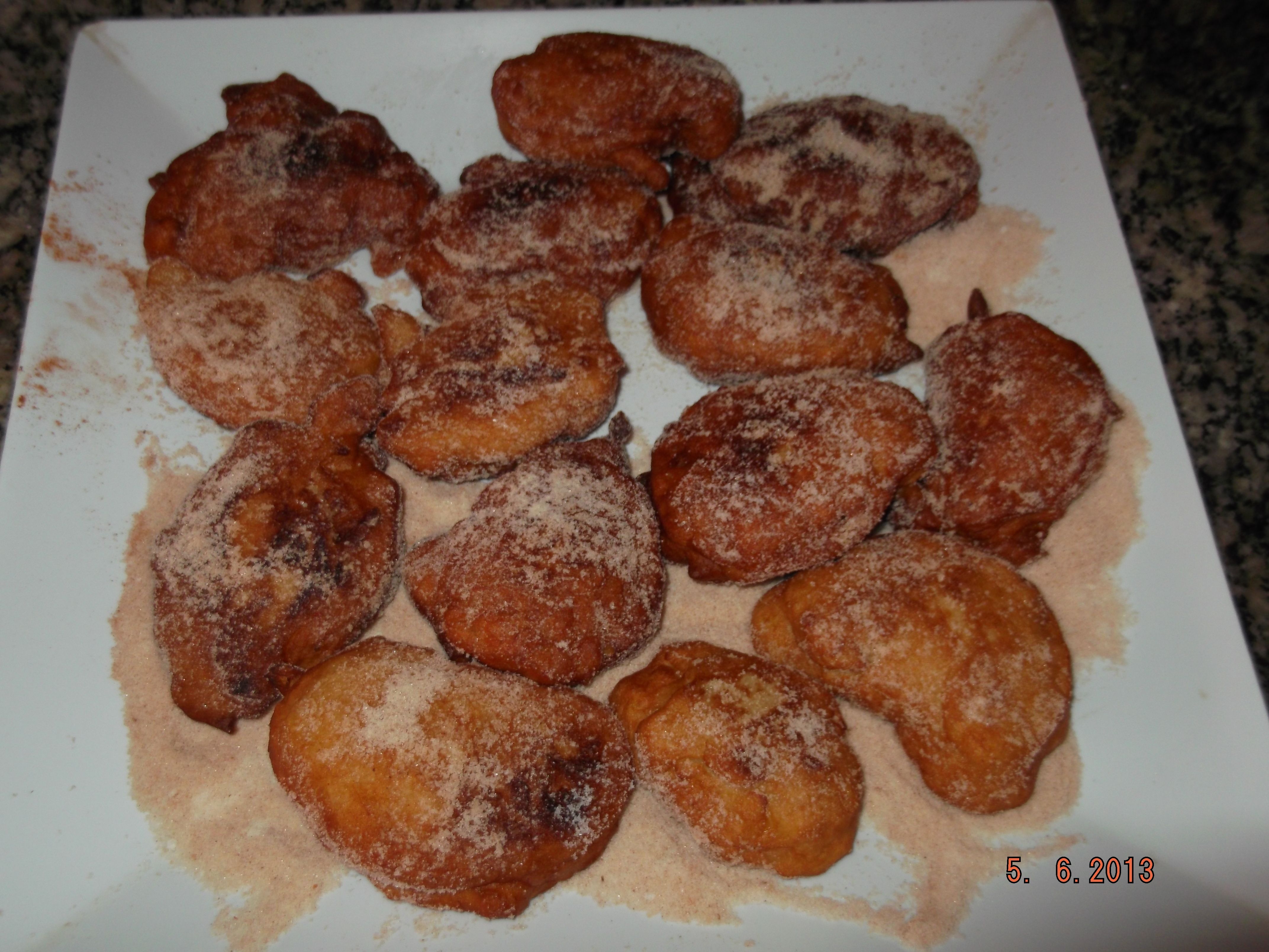 Bolinho de banana de frigideira