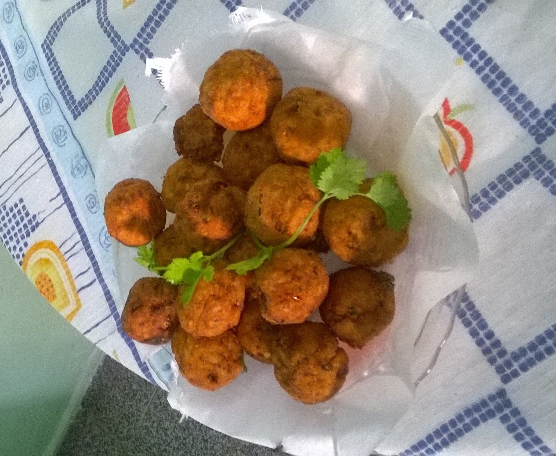 Bolinho de carne com linguiça