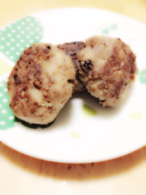 Bolinho de carne moída com farinha de milho