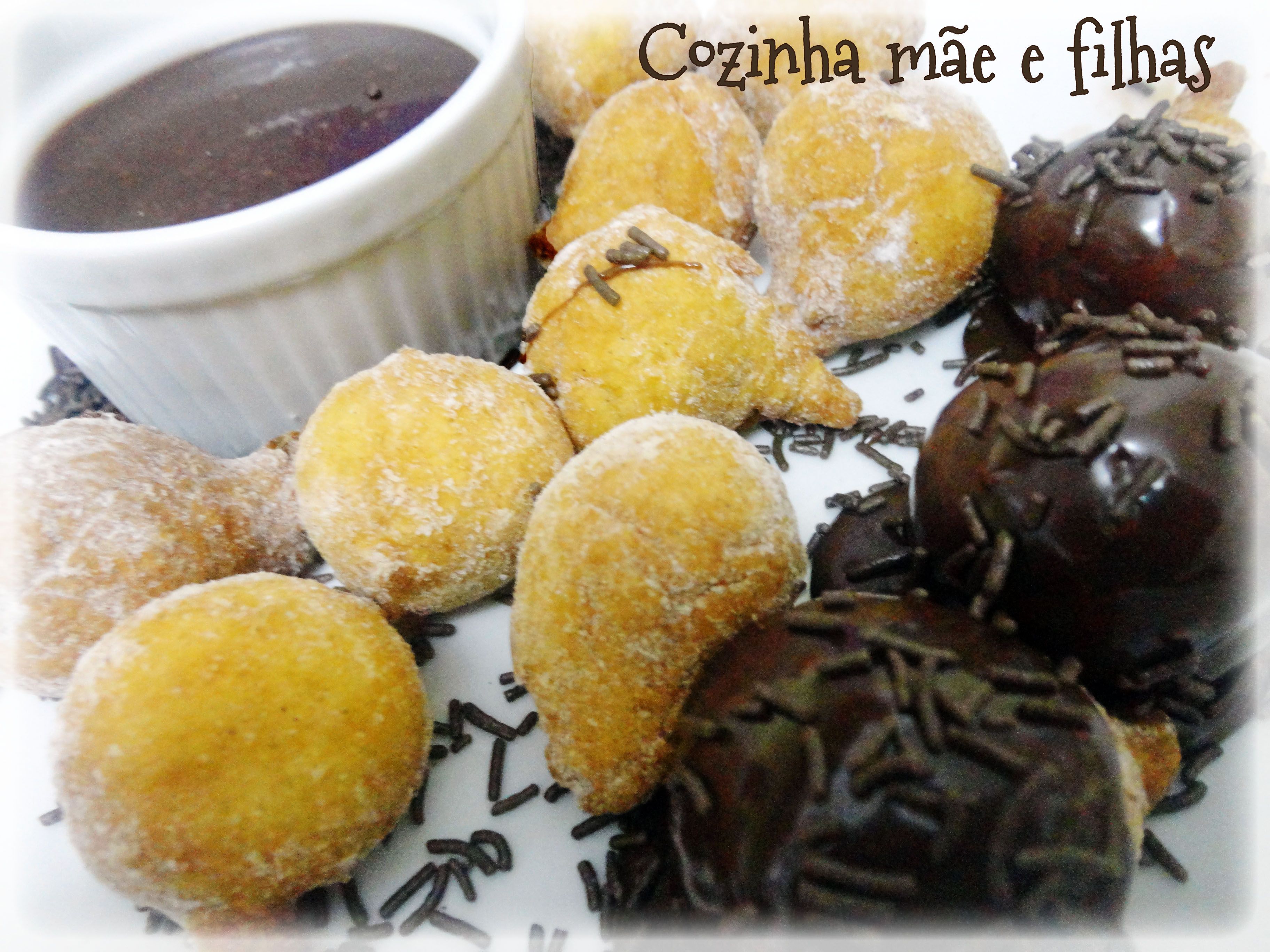 Bolinho de chuva com brigadeiro