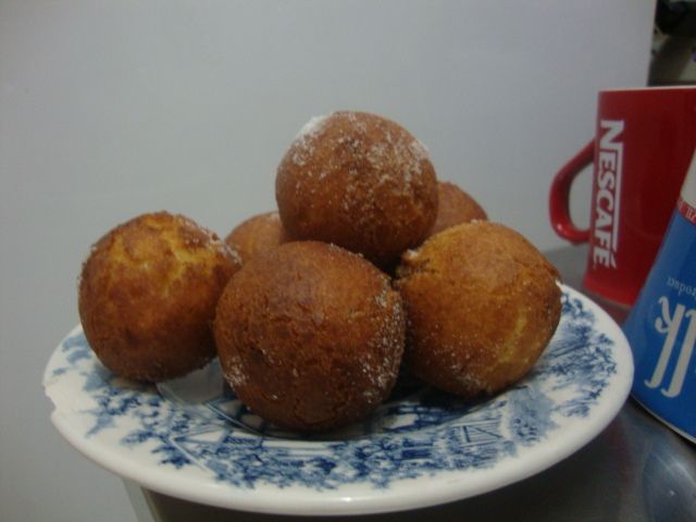 Bolinho de chuva com leite em pó