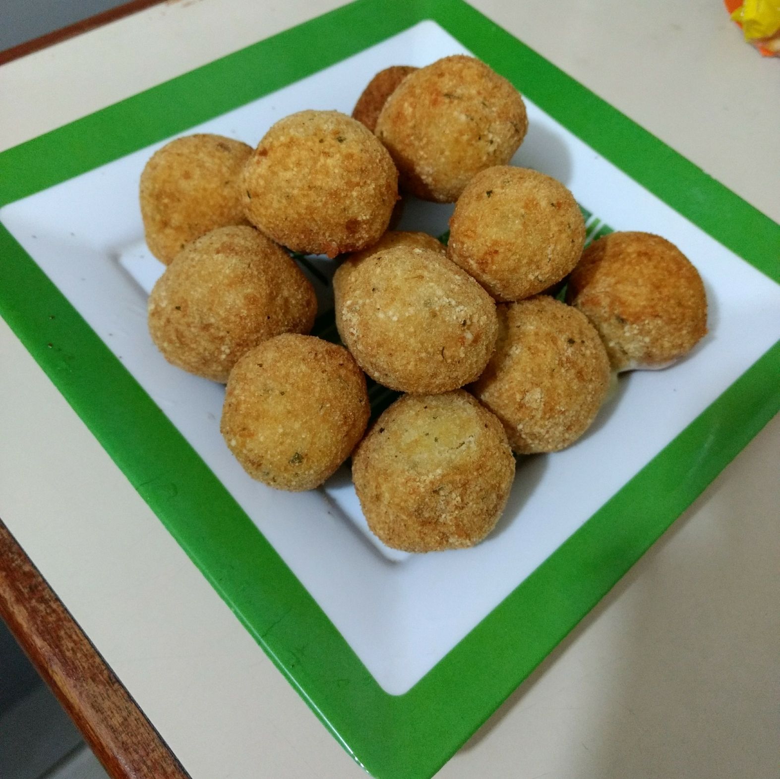 Bolinho de farinha de mandioca com batata