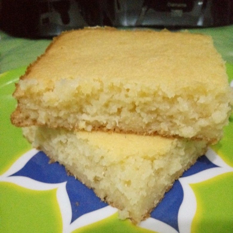 Bolo de aipim batido a mão