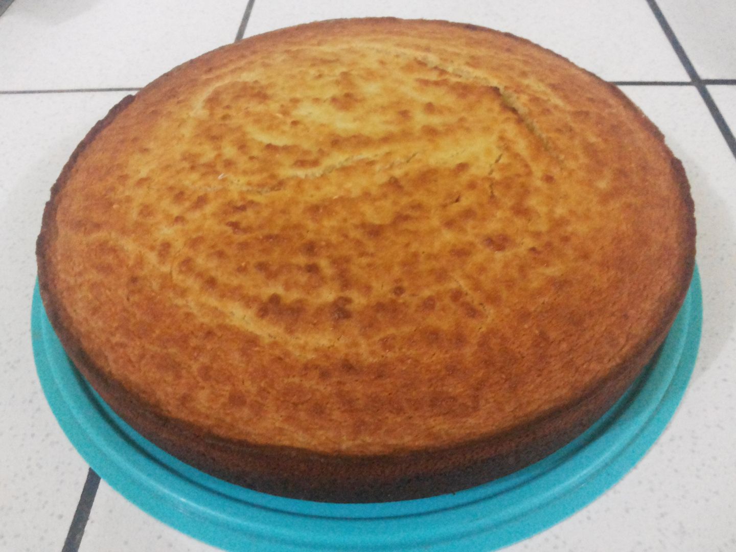 Bolo de aipim com farinha de trigo