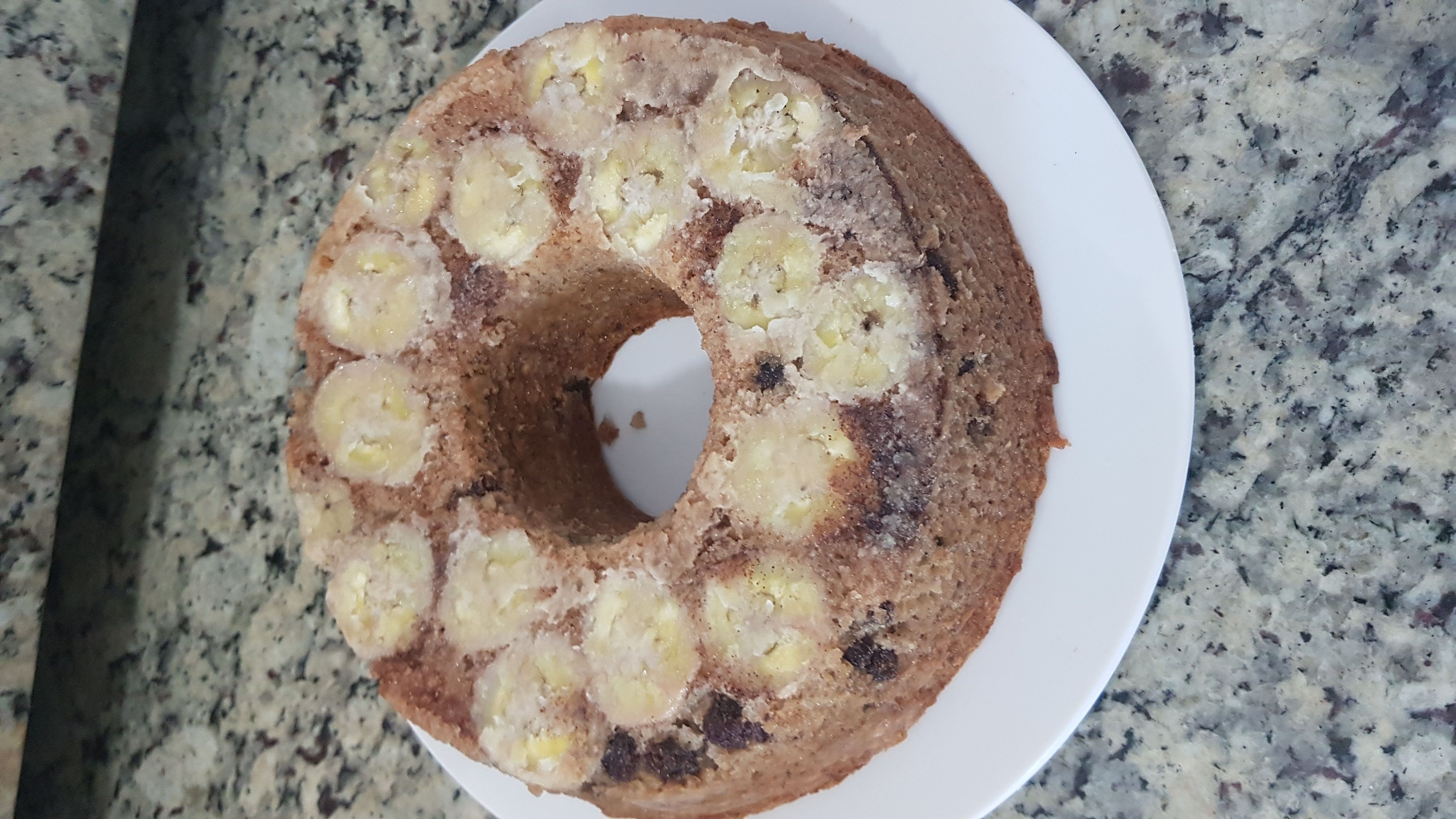 Bolo de arroz integral com banana sem glúten e sem lactose