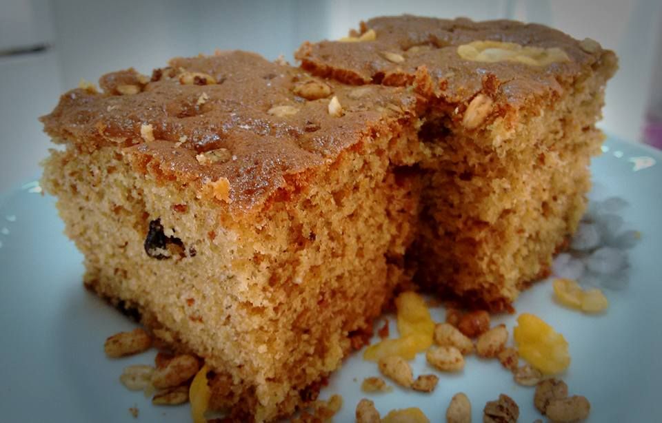 Bolo de aveia com granola