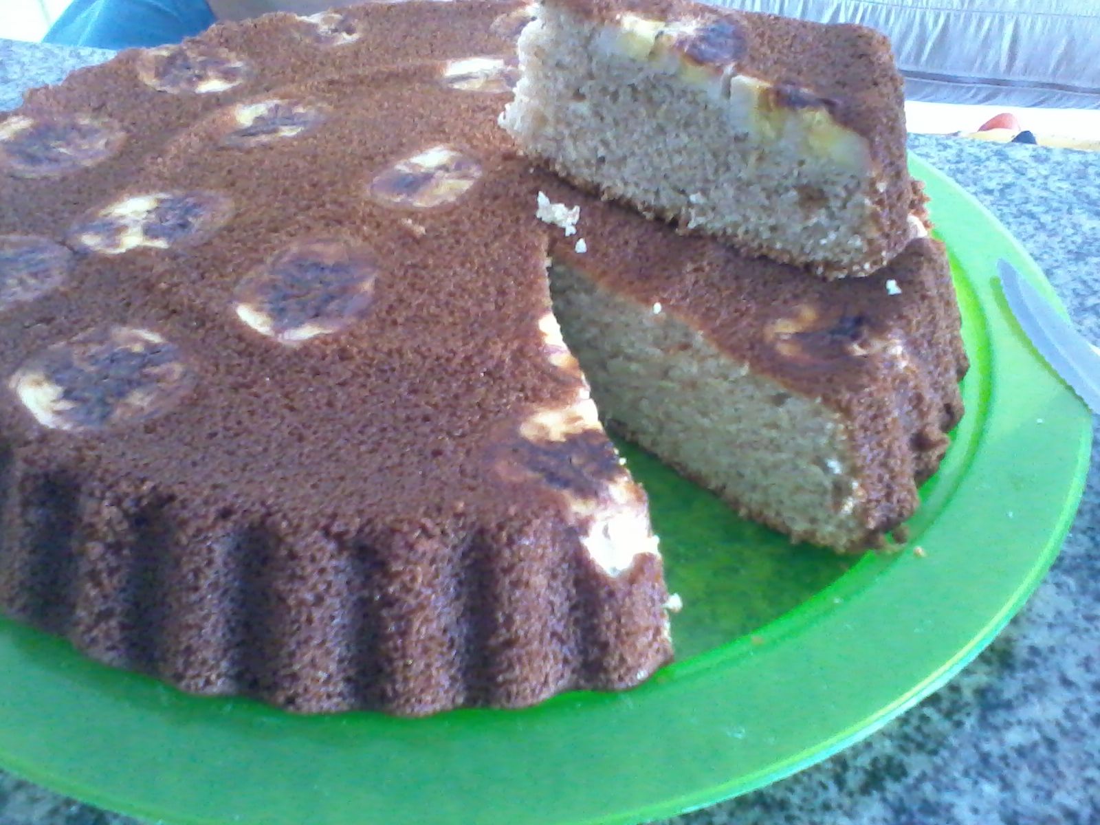 Bolo de banana fácil e delicioso