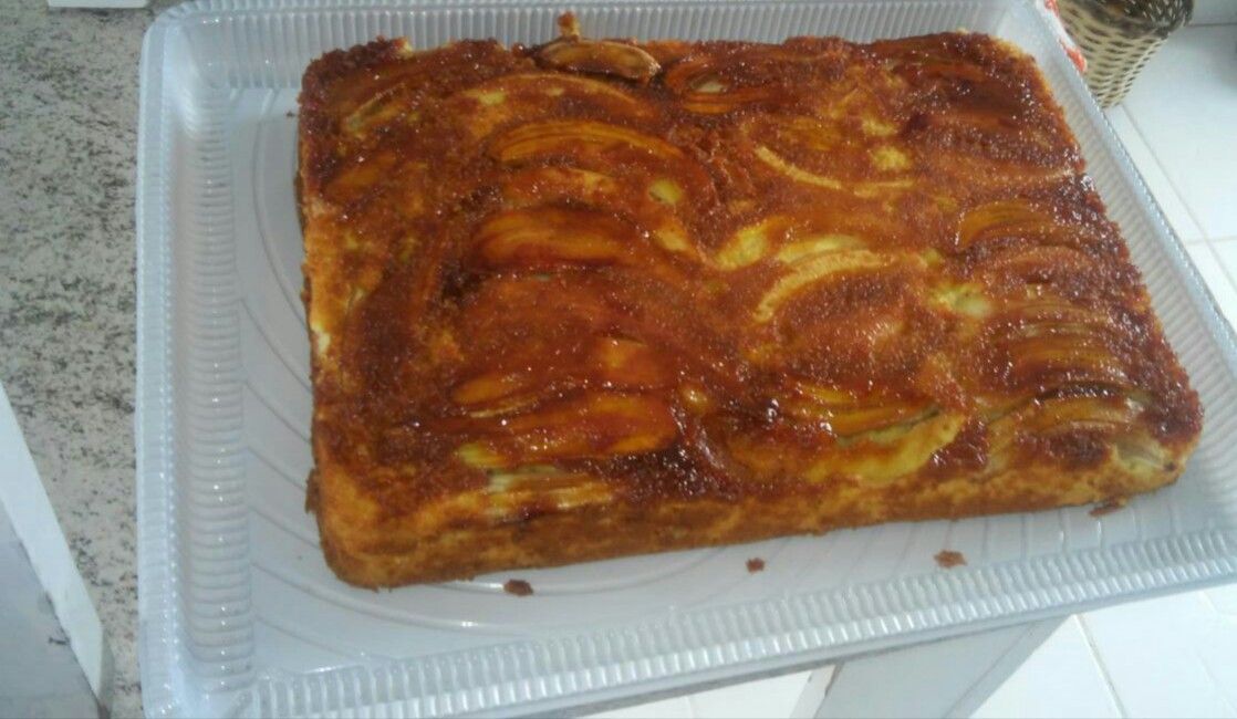 Bolo de banana grande