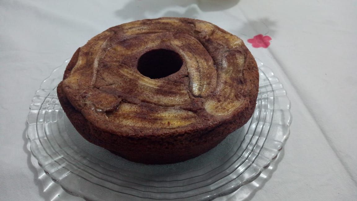 BOLO DE BANANA SEM TRIGO, AÇÚCAR E MANTEIGA