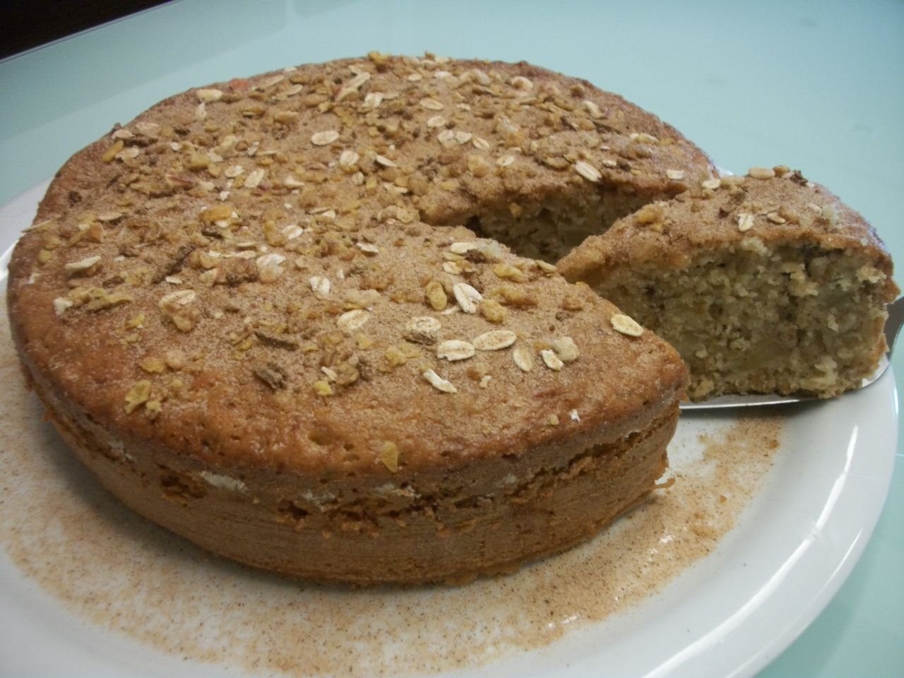 Bolo de banana,maçã e granola