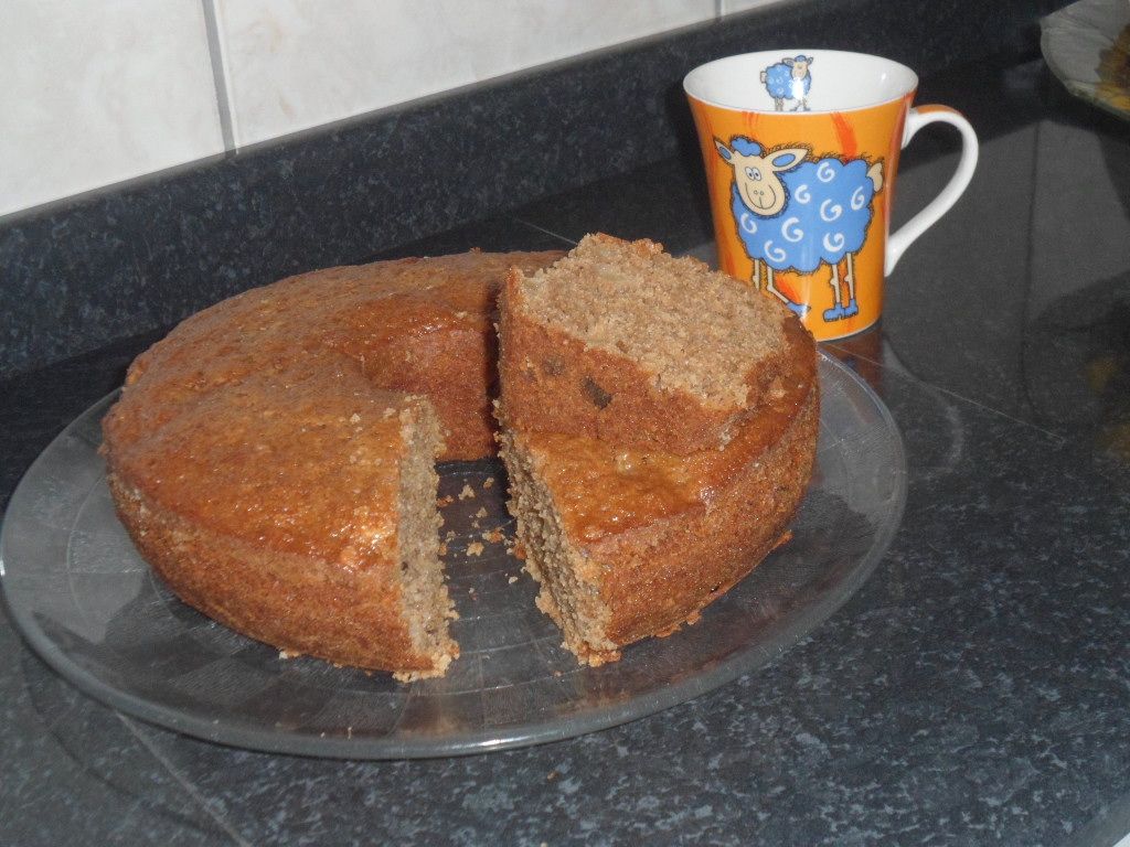 Bolo de canela com maçã