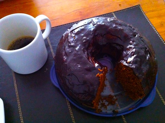 Bolo de casca de abóbora com chocolate