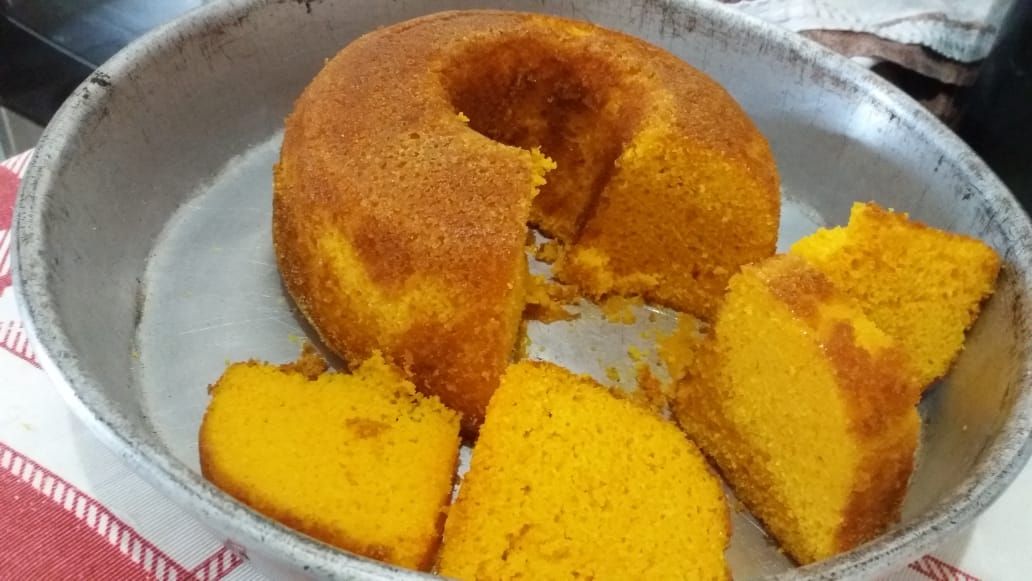 Bolo de cenoura sem glúten e sem lactose (fofinho)