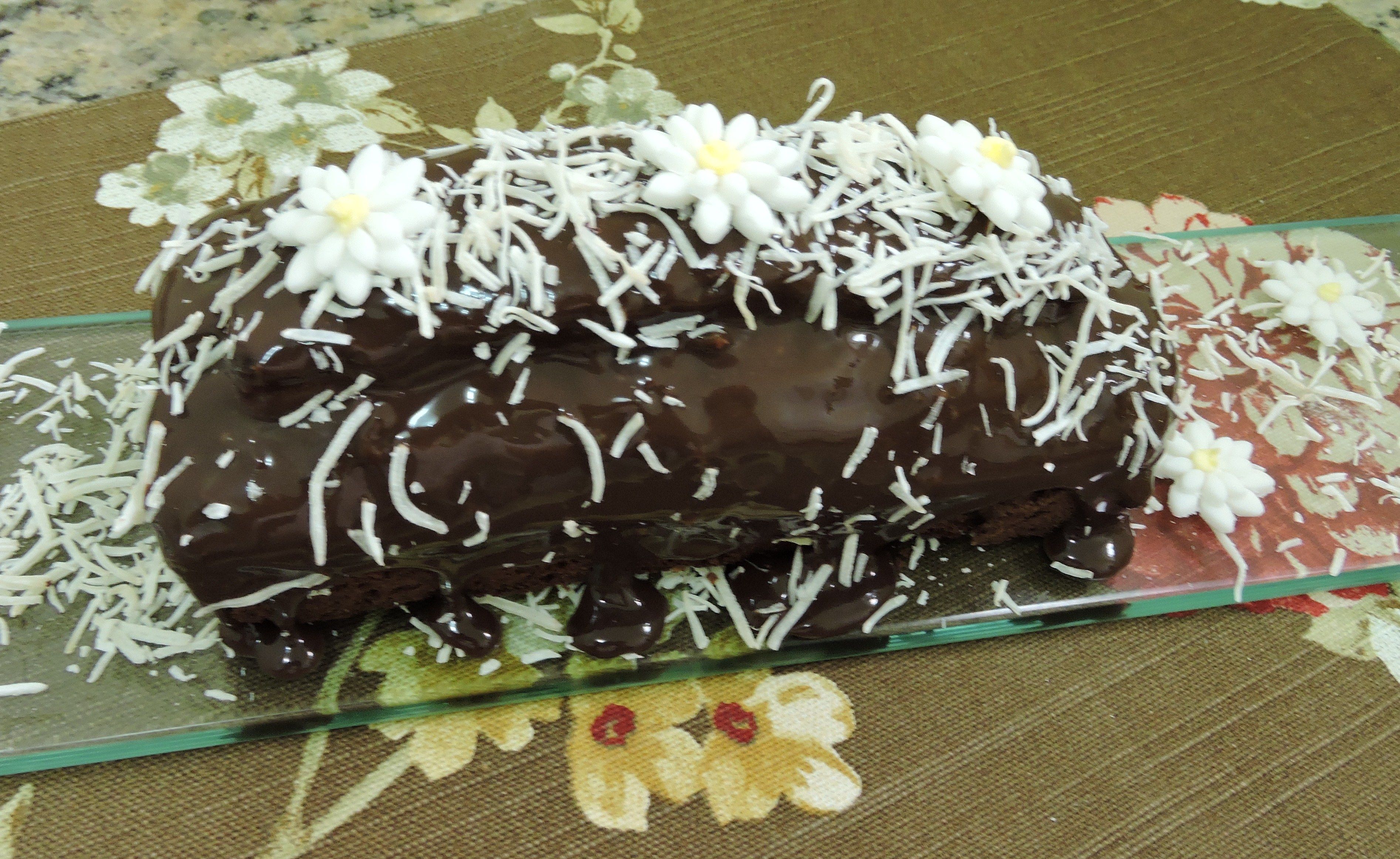 Bolo de coco com marshmallow e brigadeiro de limão da ABIMA