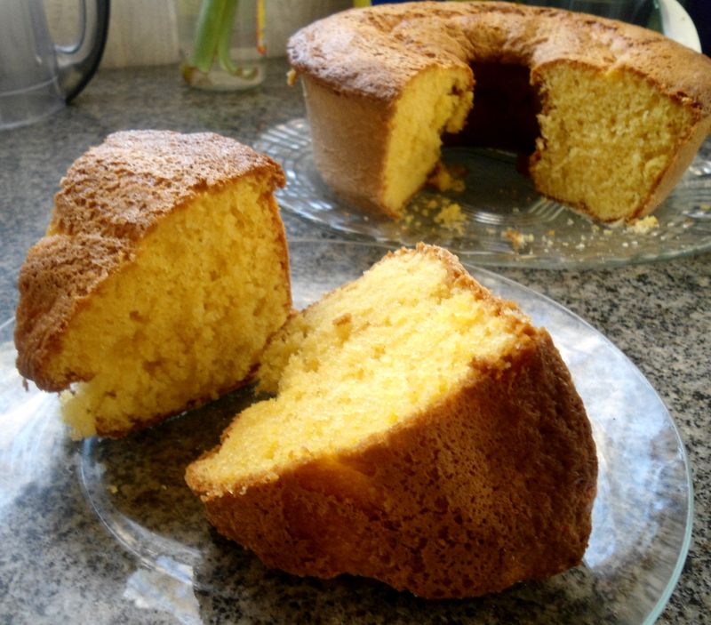 Bolo de fubá com laranja fofinho