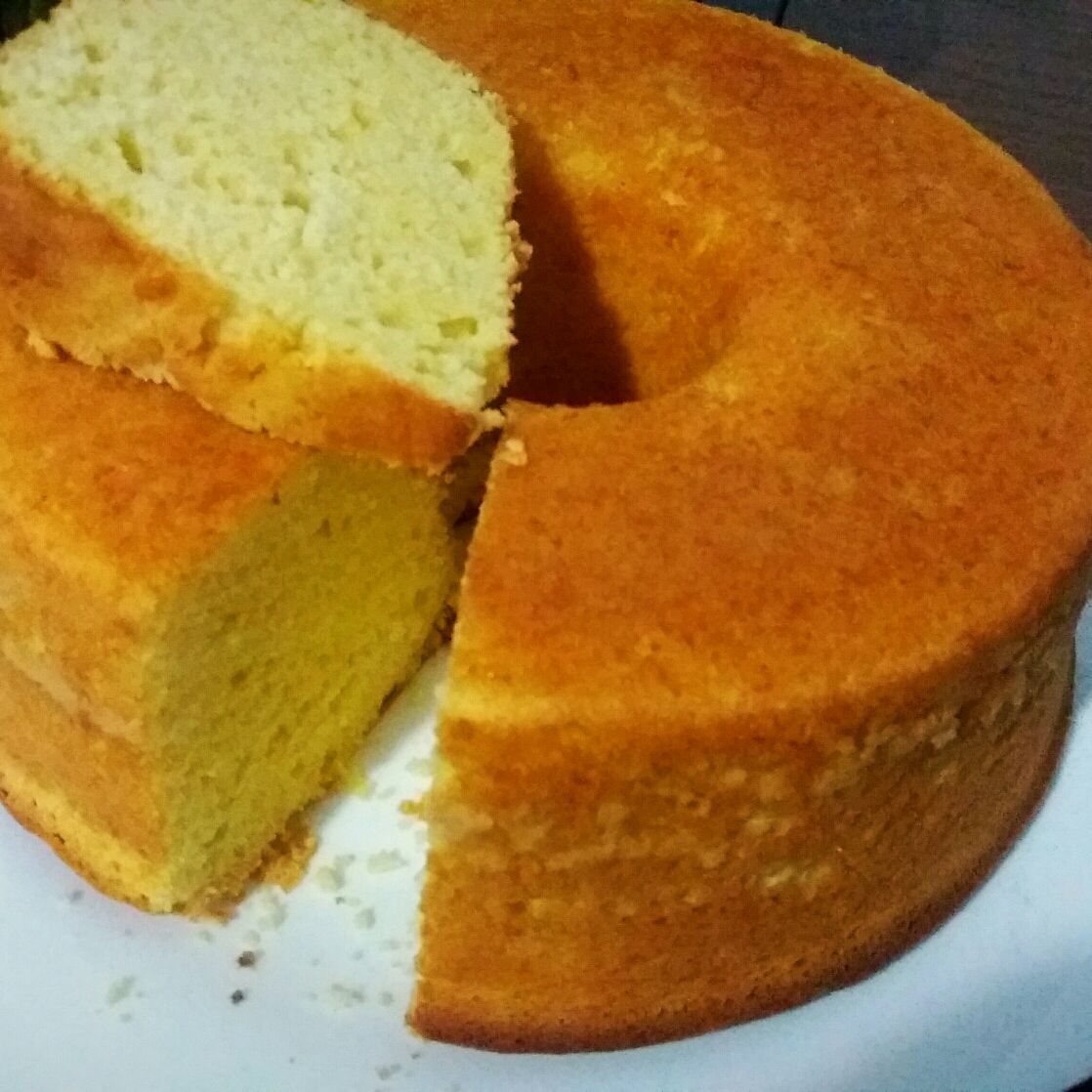 Bolo de fubá com queijo fofíssimo