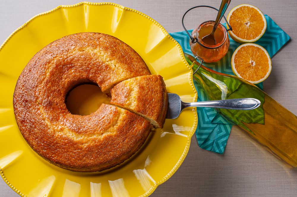 Bolo de laranja fofinho com calda