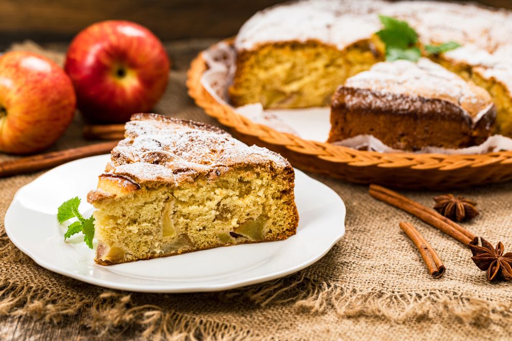 Bolo de maçã com canela e castanhas