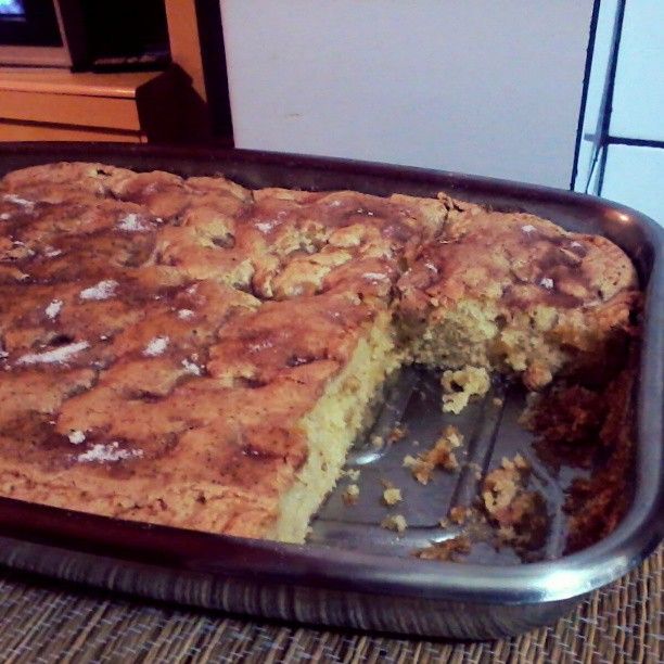 Bolo de maçã com casca e canela