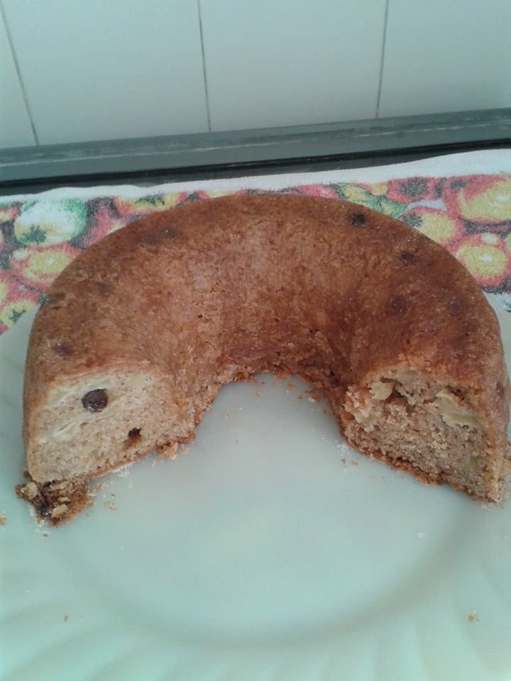 Bolo de Maçã com Passas