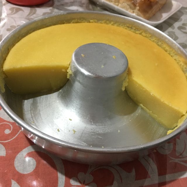 Bolo de mandioca congelada