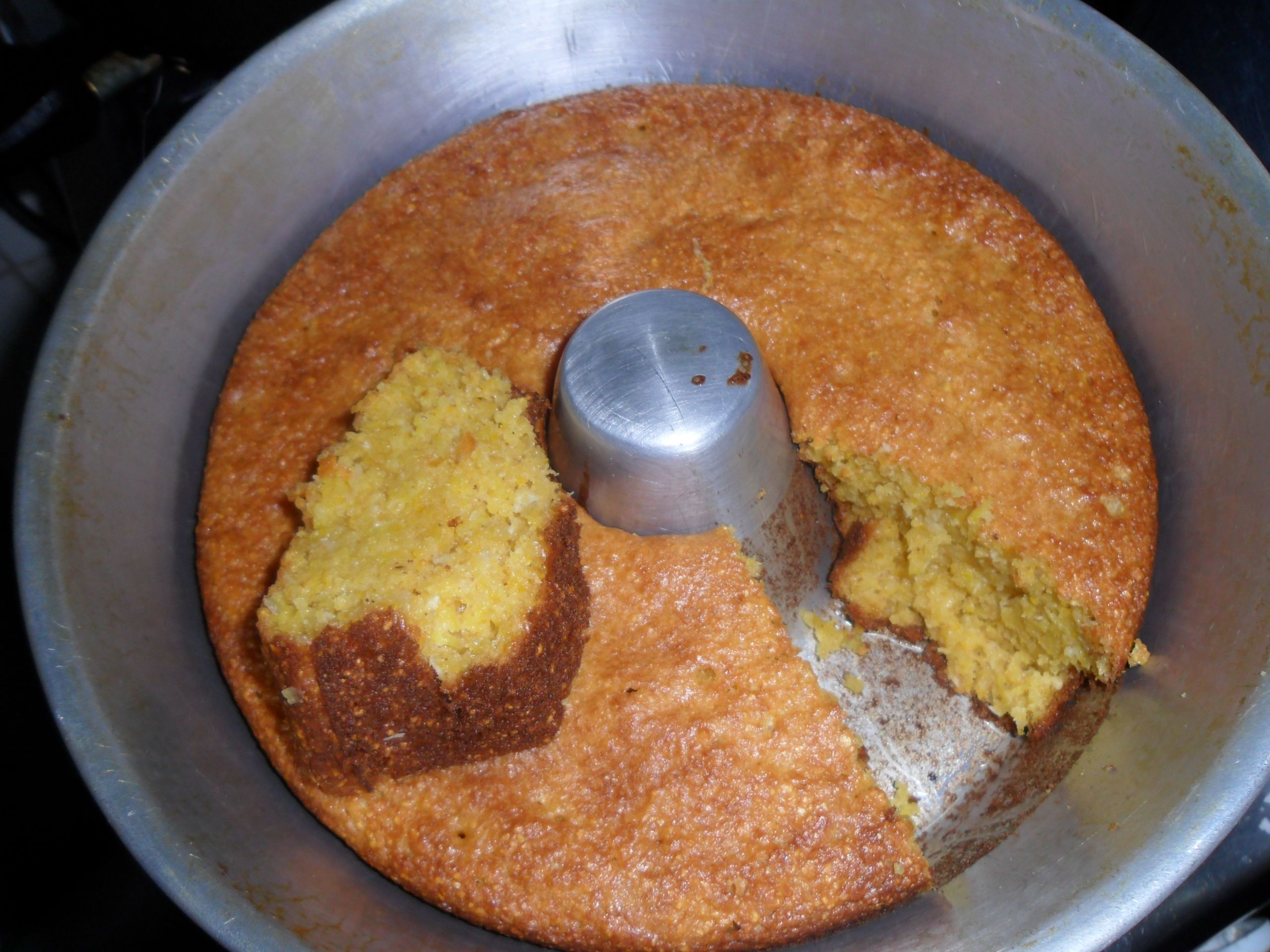 Bolo de milho cremoso – rápido e simples