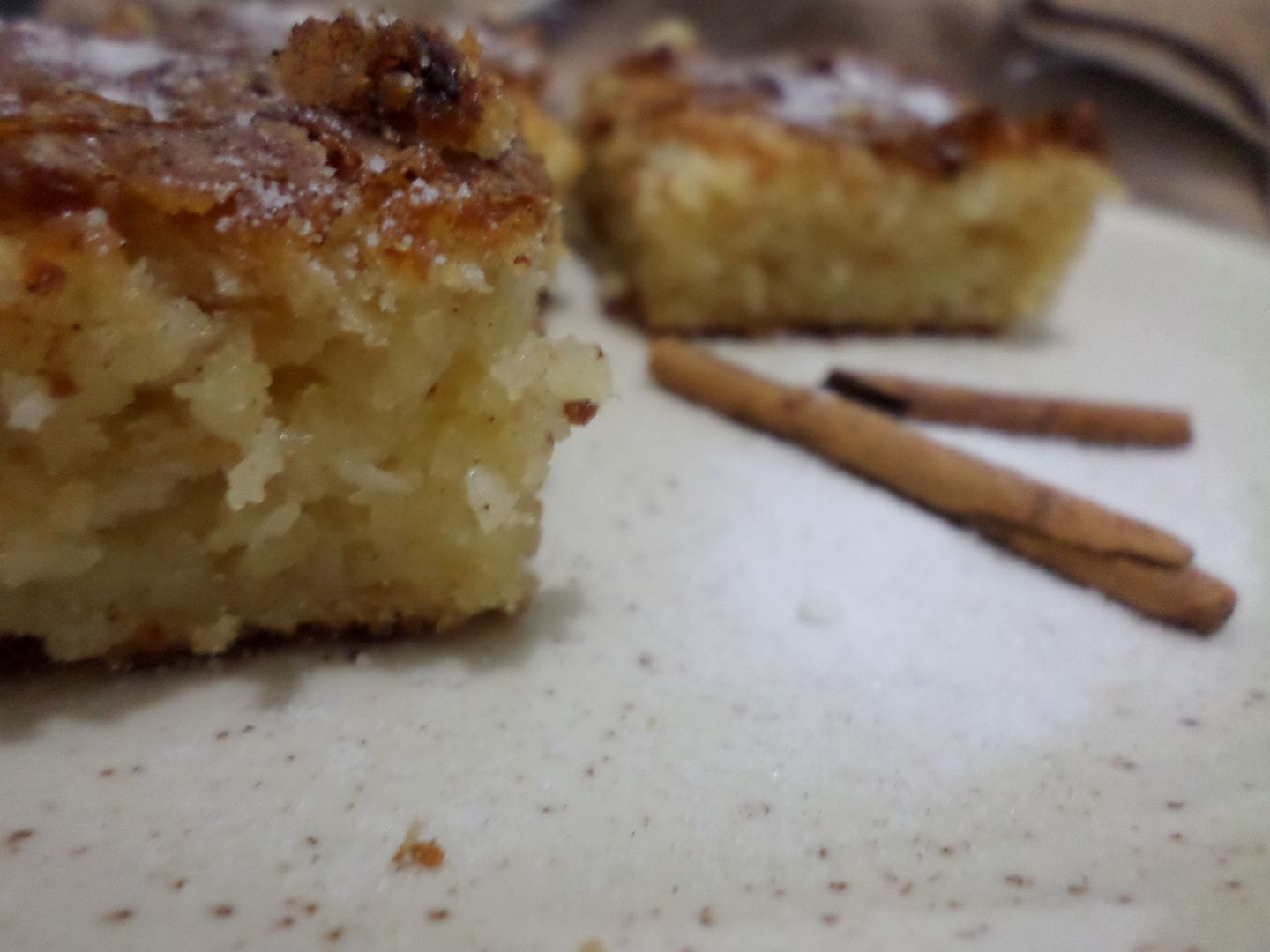 Bolo mistério de pão com coco (não vai ao liquidificador)