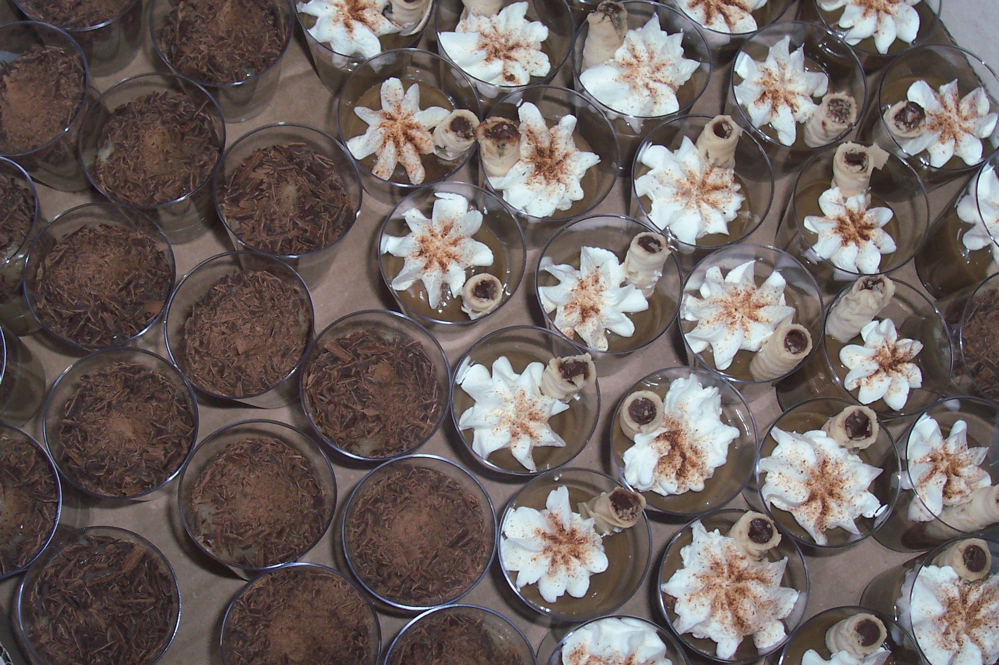 Brigadeiro cremoso de café no copinho