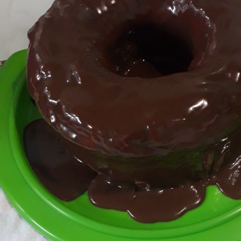 Calda de chocolate para bolo de cenoura