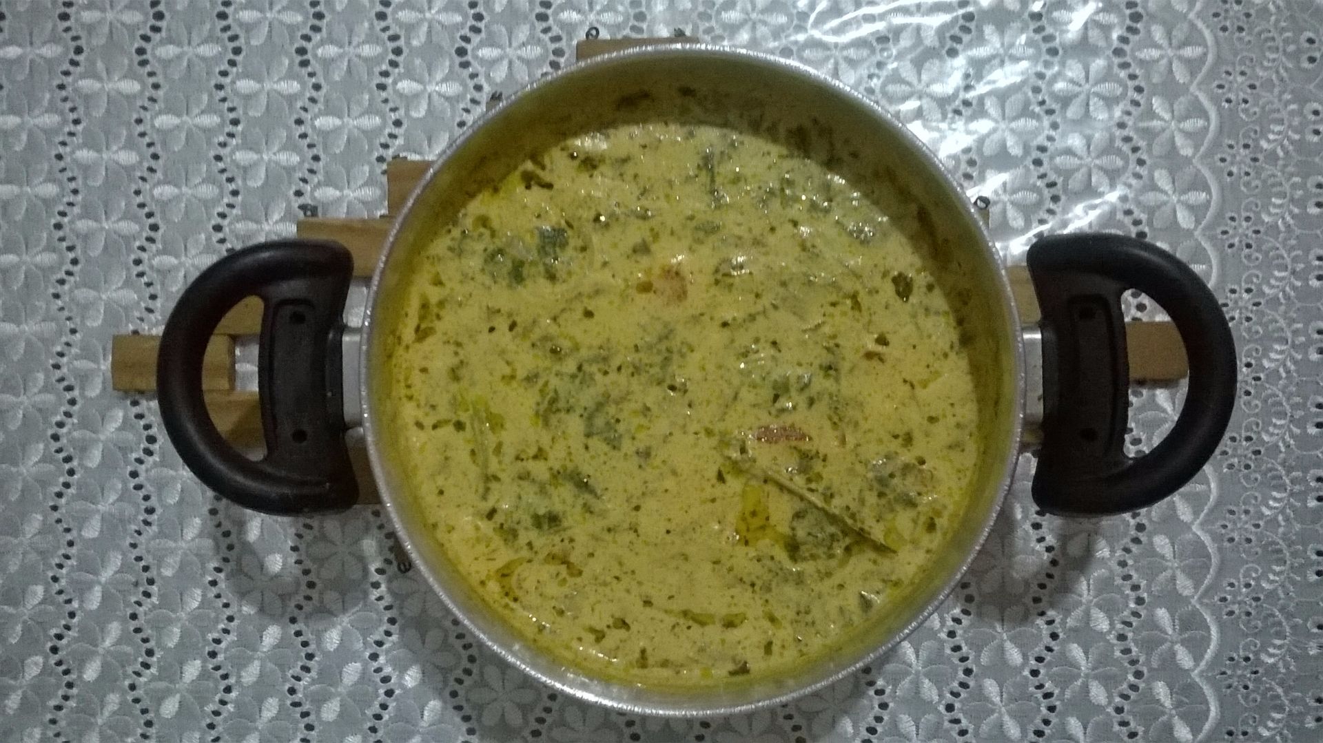 Caldo de peixe com leite