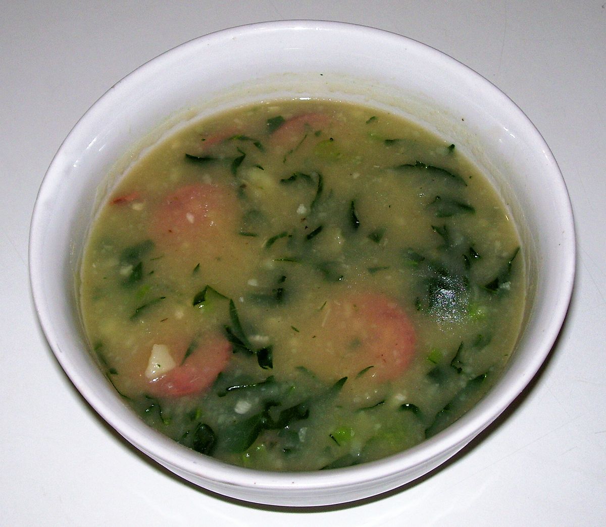 Caldo verde com vinho do porto