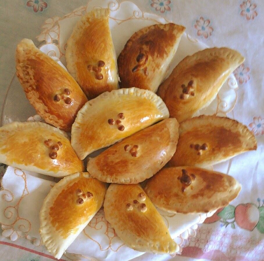 Calzone de frango com espinafre assado