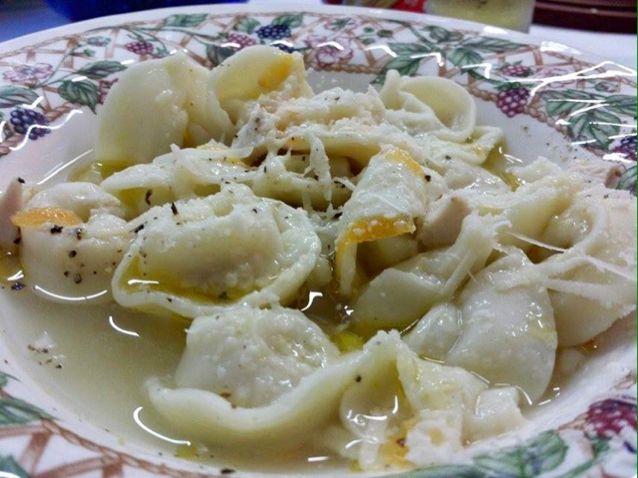 Capeleti in brodo à la George