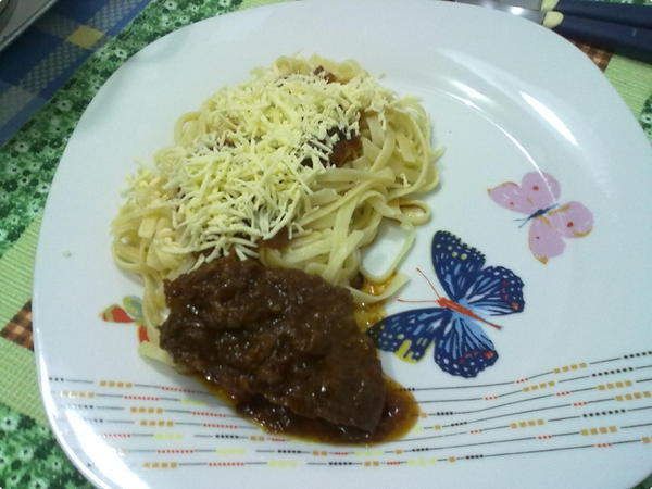 Carne de panela na cerveja preta