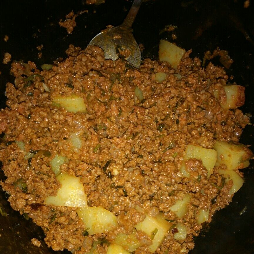 Carne moída com batata simples