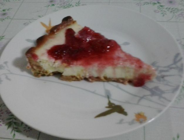 Cheesecake com cobertura de morango