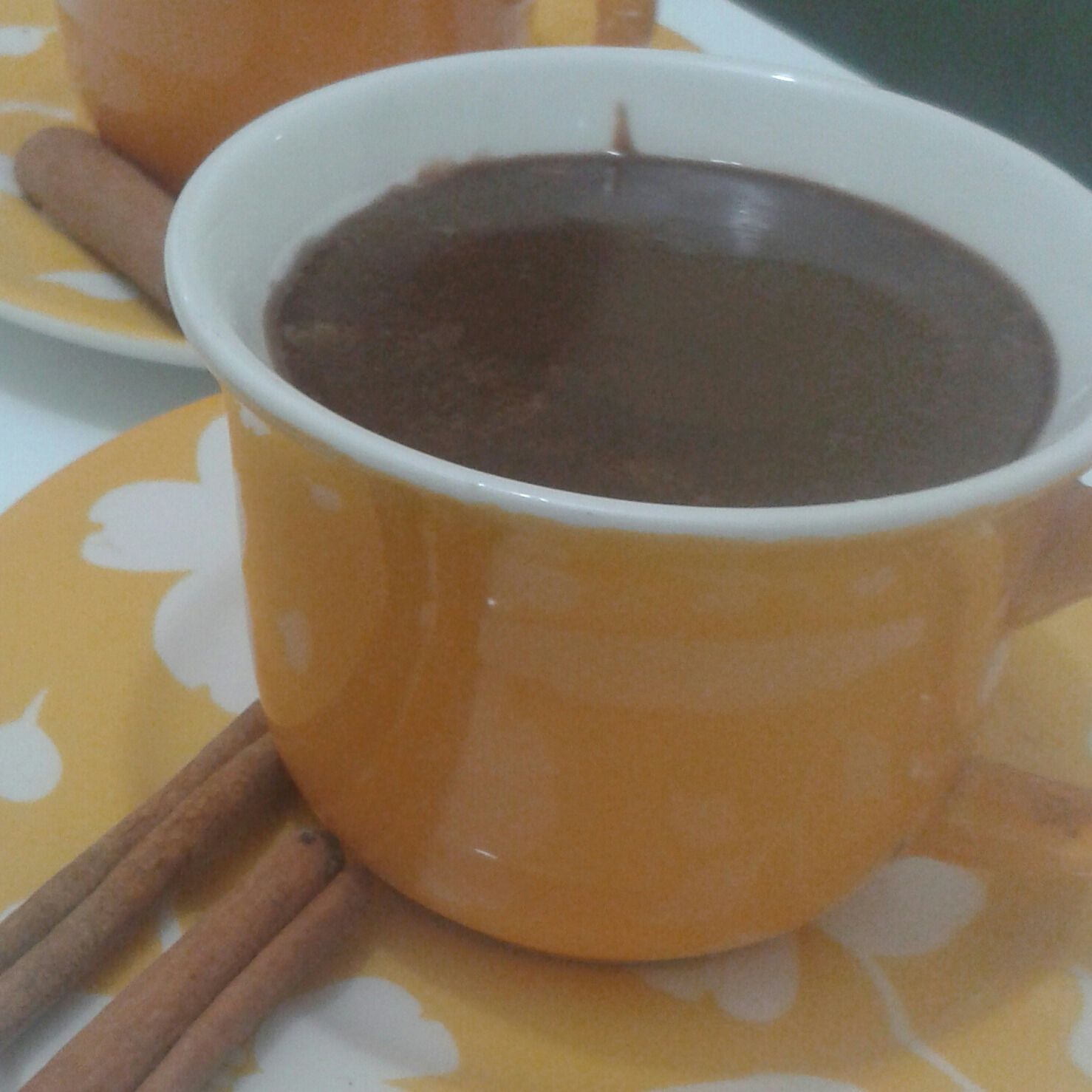 Chocolate quente sem creme de leite e leite condensado