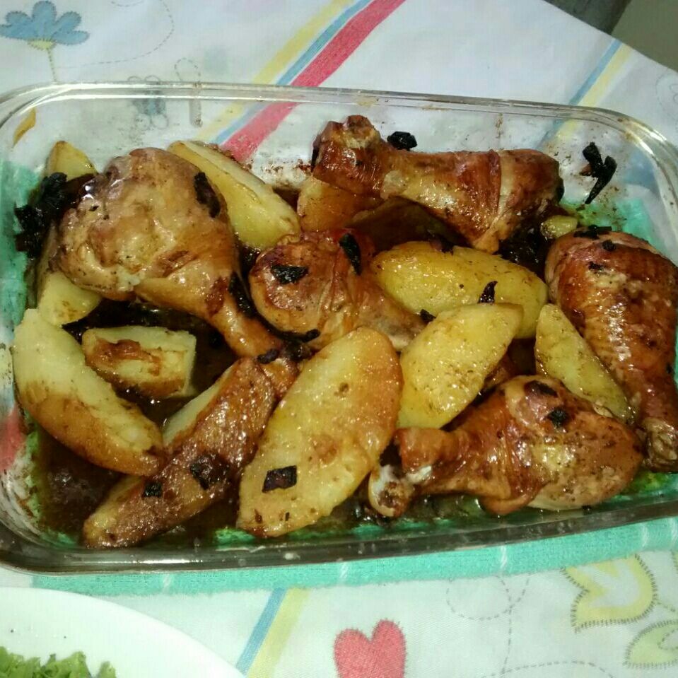 Coxa simples com batatas