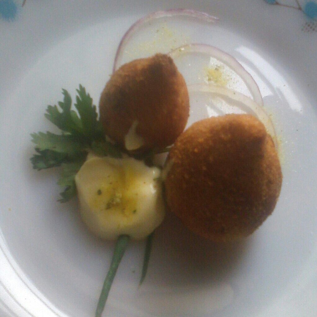 Coxinha de frango com requeijão cremoso