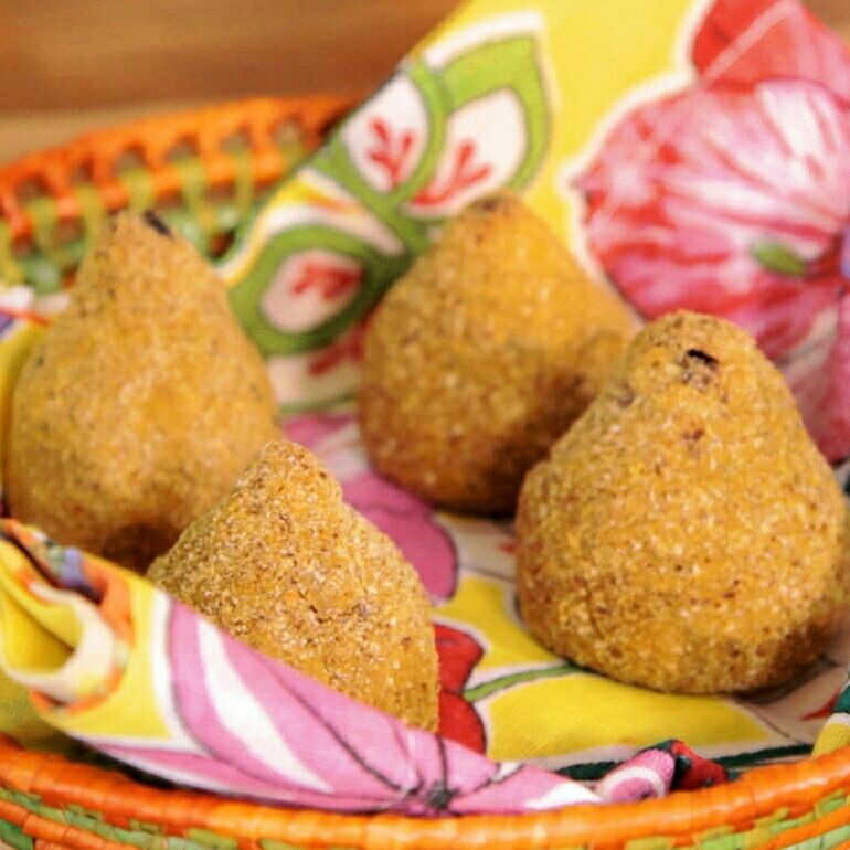 Coxinha fit de batata doce sem glúten e lactose