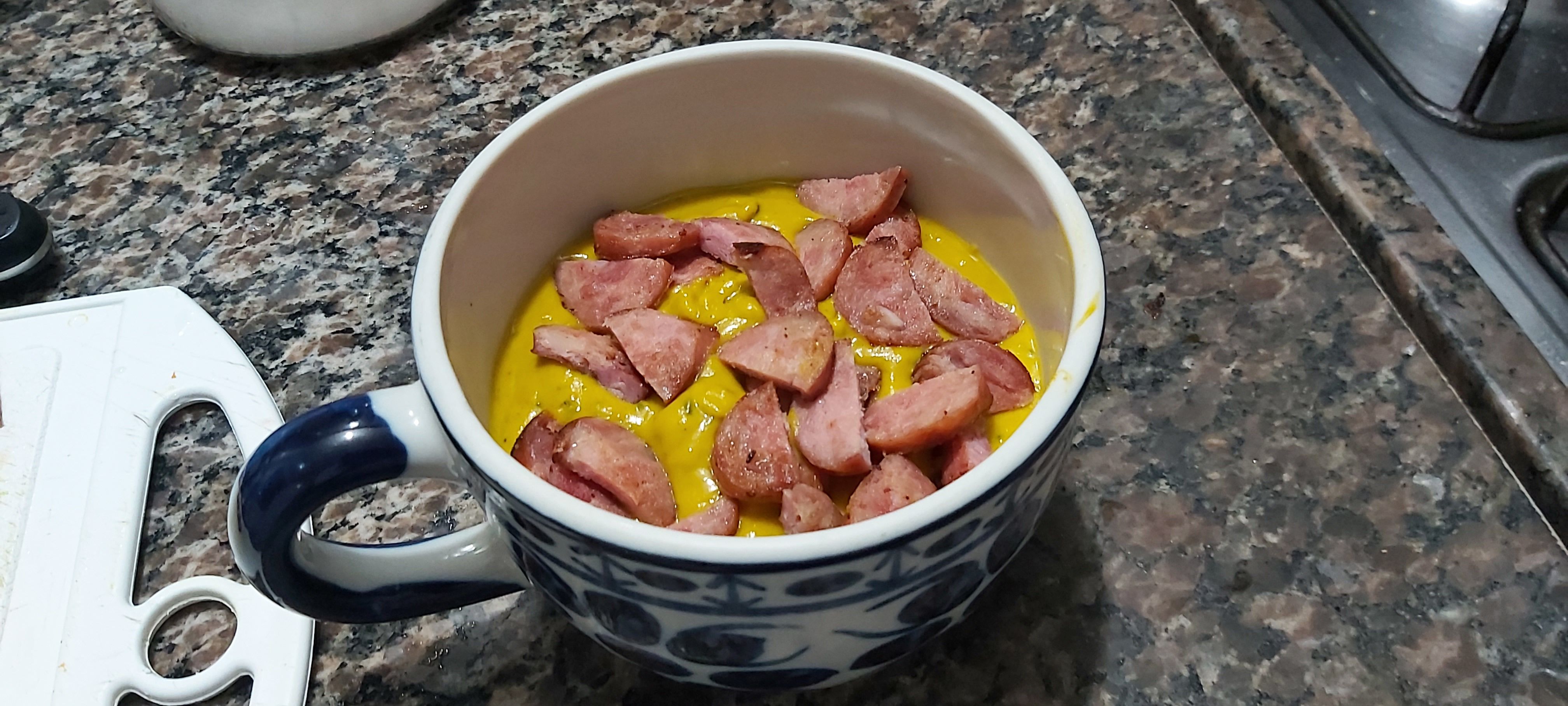 Creme de abóbora (cabotiá) com linguiça toscana